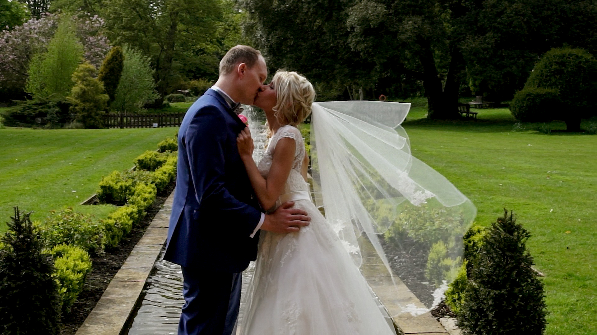 A kiss at Woodhall Manor